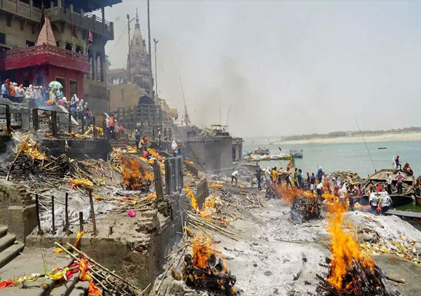 Manikarnika Ghat on the bank of the Ganges.